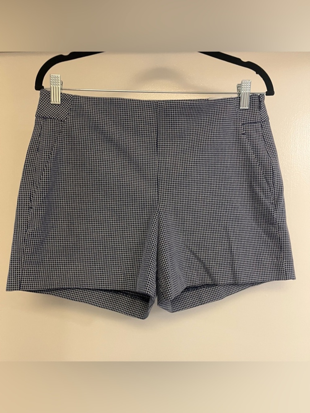 Banana Republic - Side Zip Stretch Shorts - blue/white mini check - size 6
